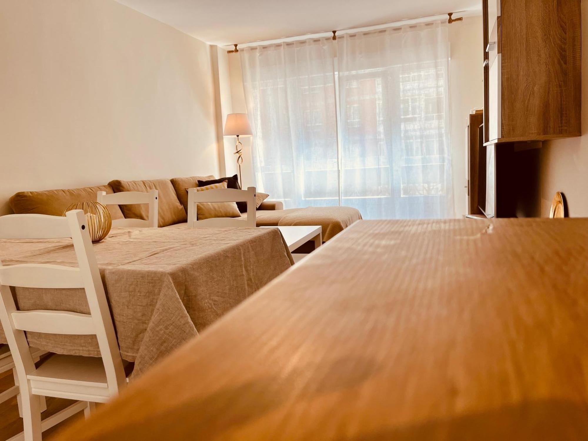 Premio Real 18 Apartment Хихон Екстериор снимка
