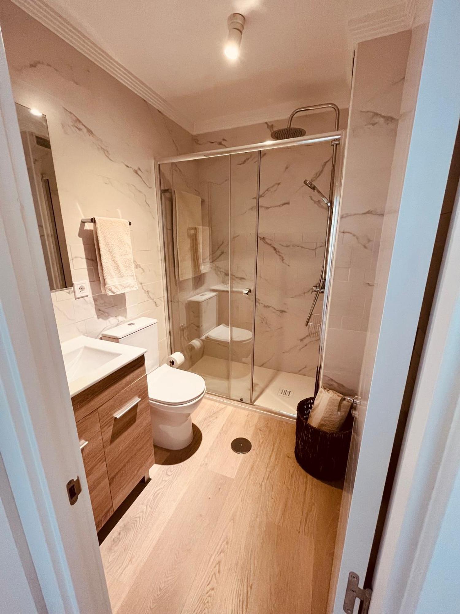 Premio Real 18 Apartment Хихон Екстериор снимка